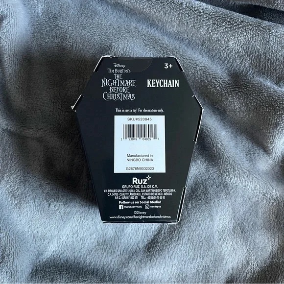 The Nightmare Before Christmas Sally Keychain - Picture 2 of 2